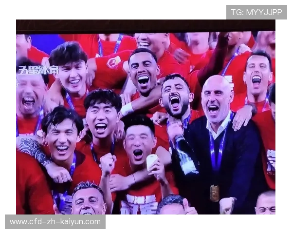 中超冠军无悬念！上海海港夺冠指日可待，上海上港中超夺冠