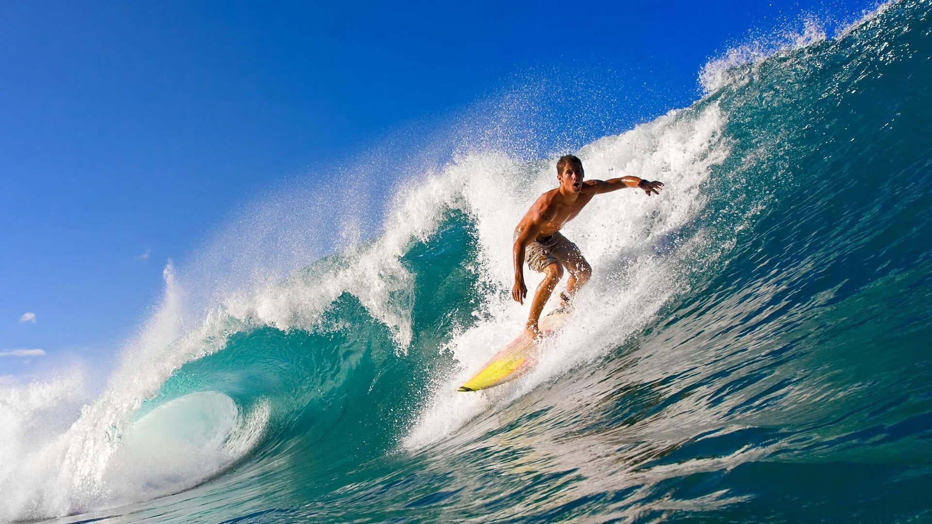 曼城逼抢压迫演练近乎完美，曼城进攻